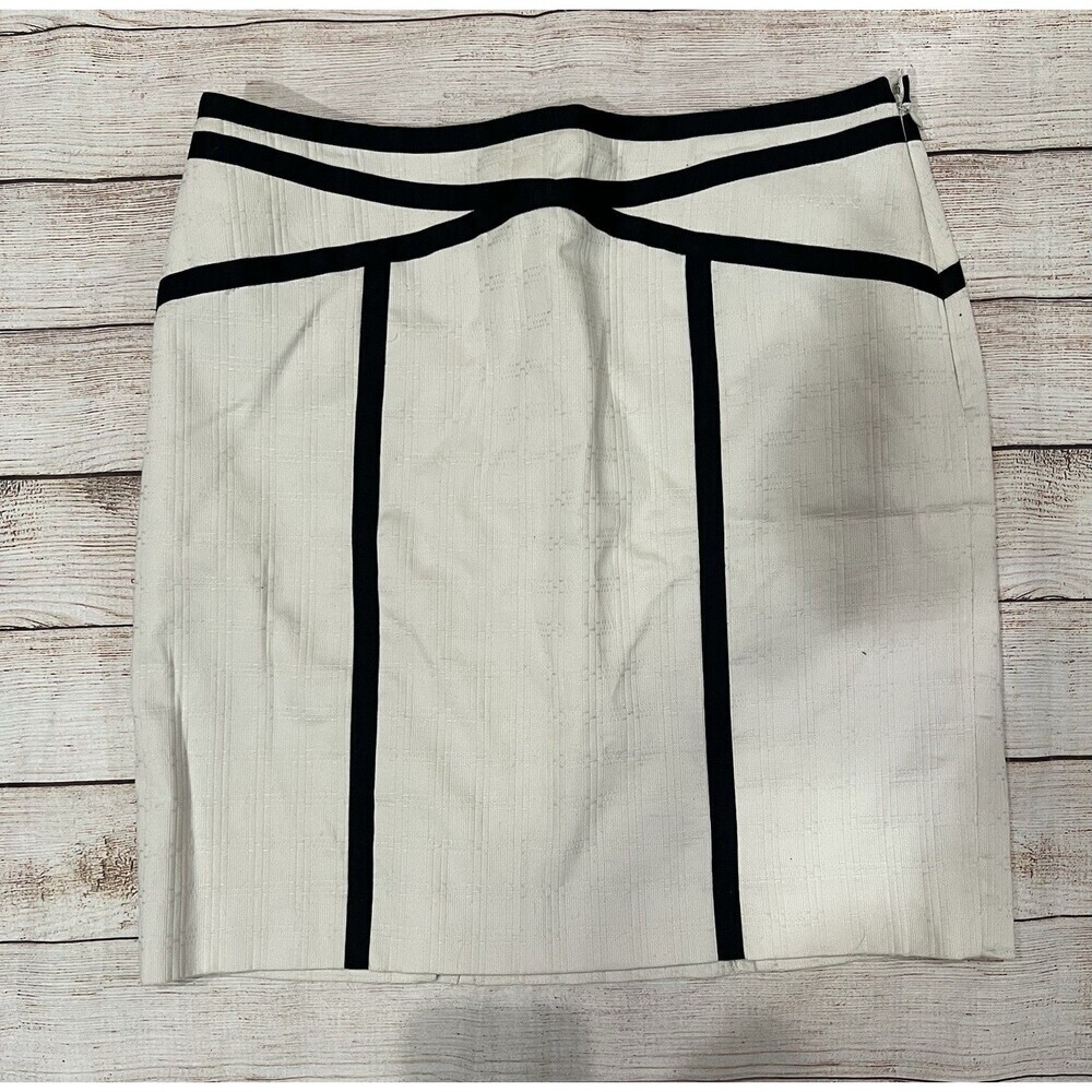 Loft Ann Taylor Women’s Skirt Pencil Ivory 100% Cotton Excellent Condition 8